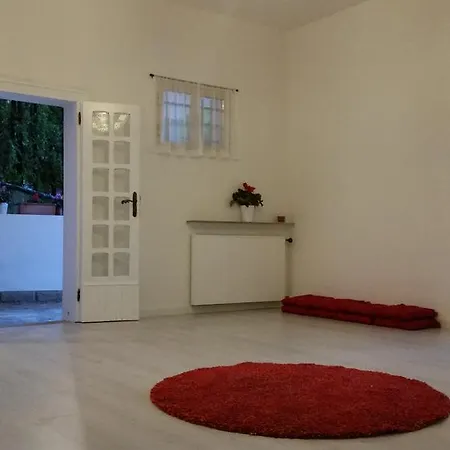 Villa Aditi *
